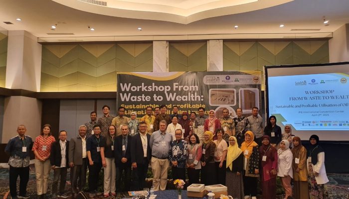 IPB-ULM Rancang Masa Depan Batang Sawit, Potensi Ekonominya Mencengangkan!